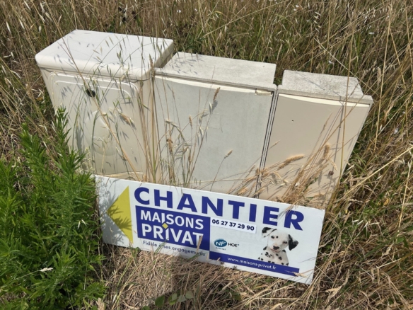 Terrain de 300m² à vendre à Le Fenouiller (85)