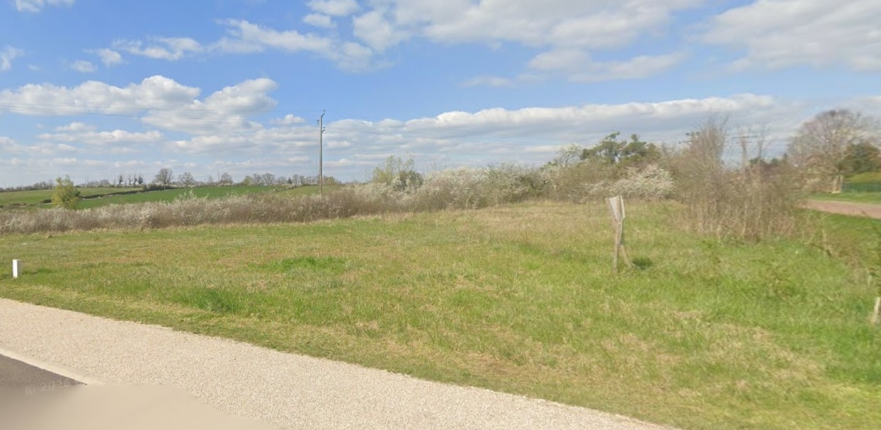 Terrain de 629m² à vendre à Ligny-le-Châtel (89)