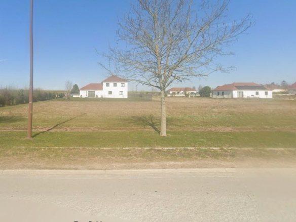 Terrain de 1 179m² à vendre à Mesnil-Saint-Loup (10)