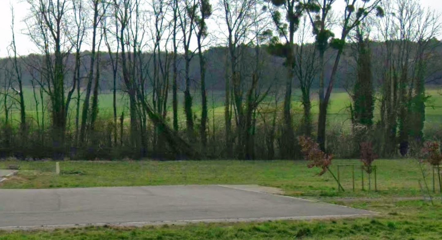 Terrain de 853m² à vendre à Vitry-le-Croisé (10)