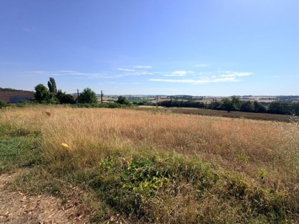 Terrain de 716m² à vendre à Montigny-aux-Amognes (58)