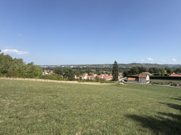 Terrain de 1 451m² à vendre à Bellerive-sur-Allier (03)