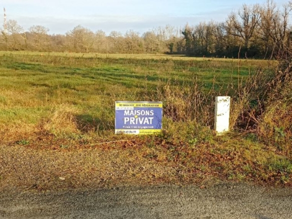 Terrain de 304m² à vendre à Saint-Père-en-Retz (44)